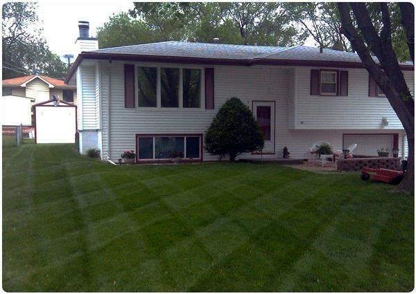 Lockharts Lawn Care Omaha Nebraska